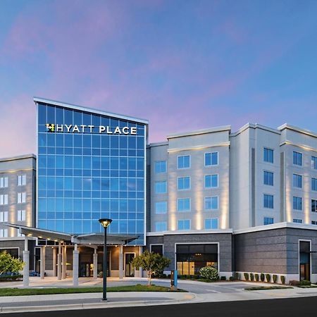 Hyatt Place Greensboro Downtown Екстер'єр фото